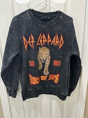 Def Leppard Rhinestone sweatshirt size Small